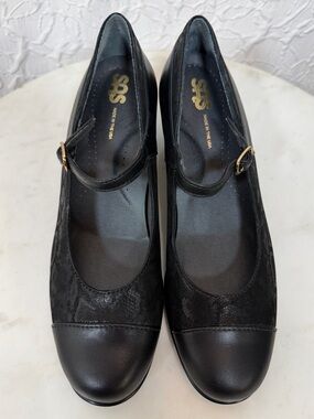 SAS Isabel Mary Jane Black Reptile Block Heels Sz 8